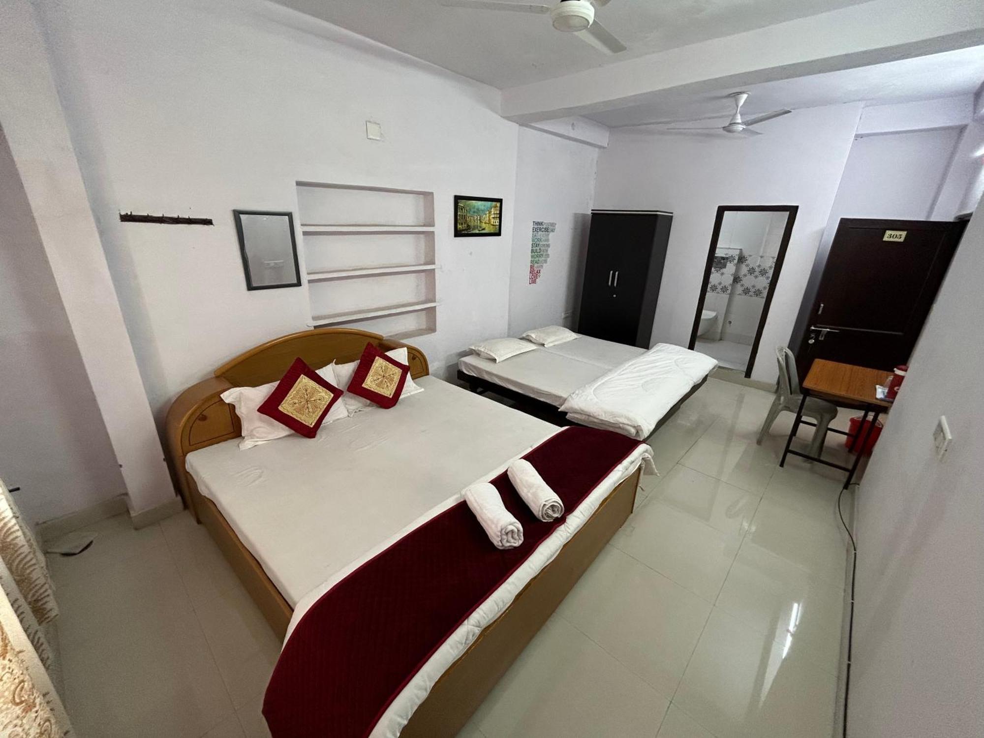 Ashish Guest House, Goverdhan Vilas Udaipur Exteriör bild