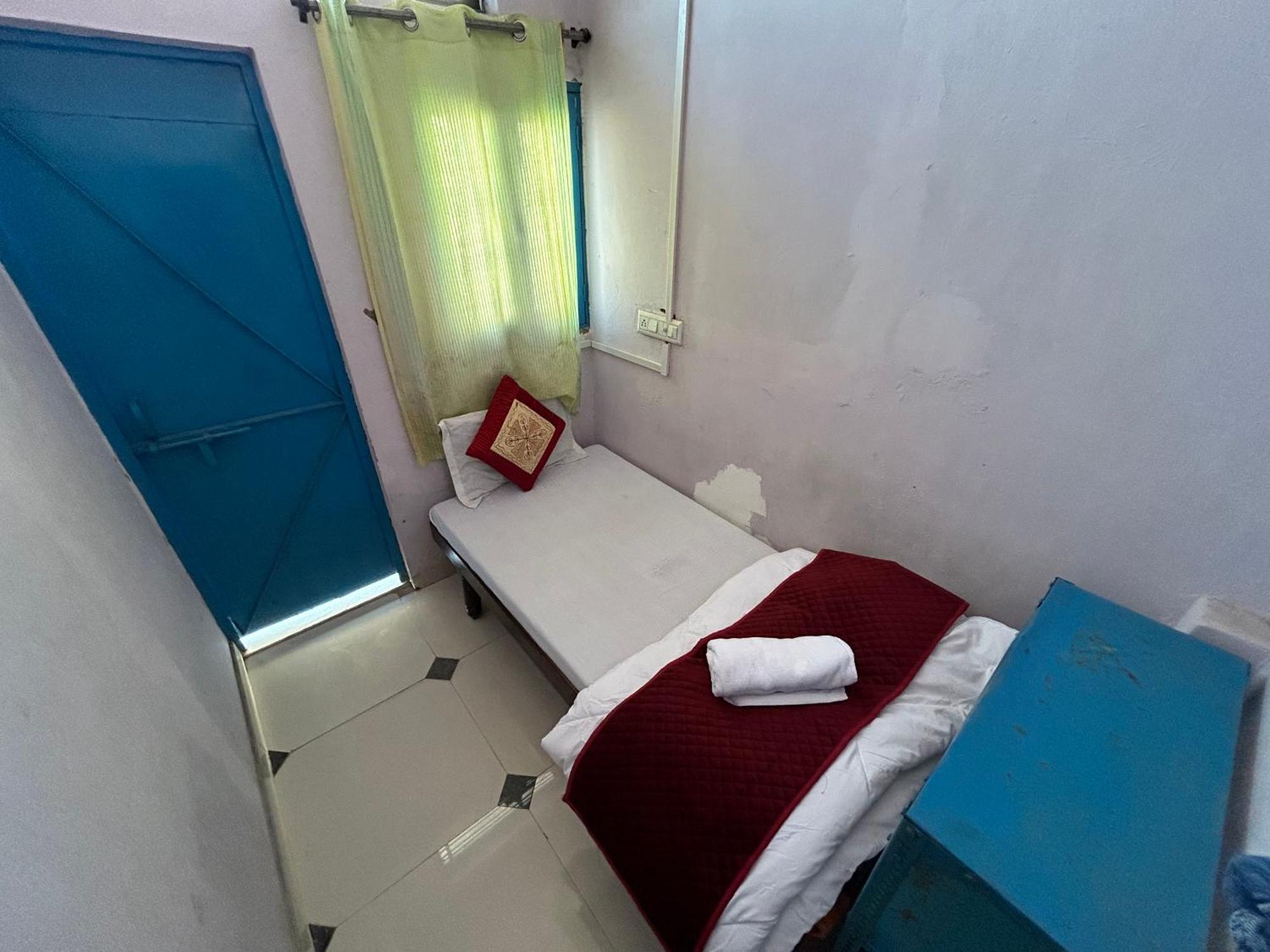 Ashish Guest House, Goverdhan Vilas Udaipur Exteriör bild