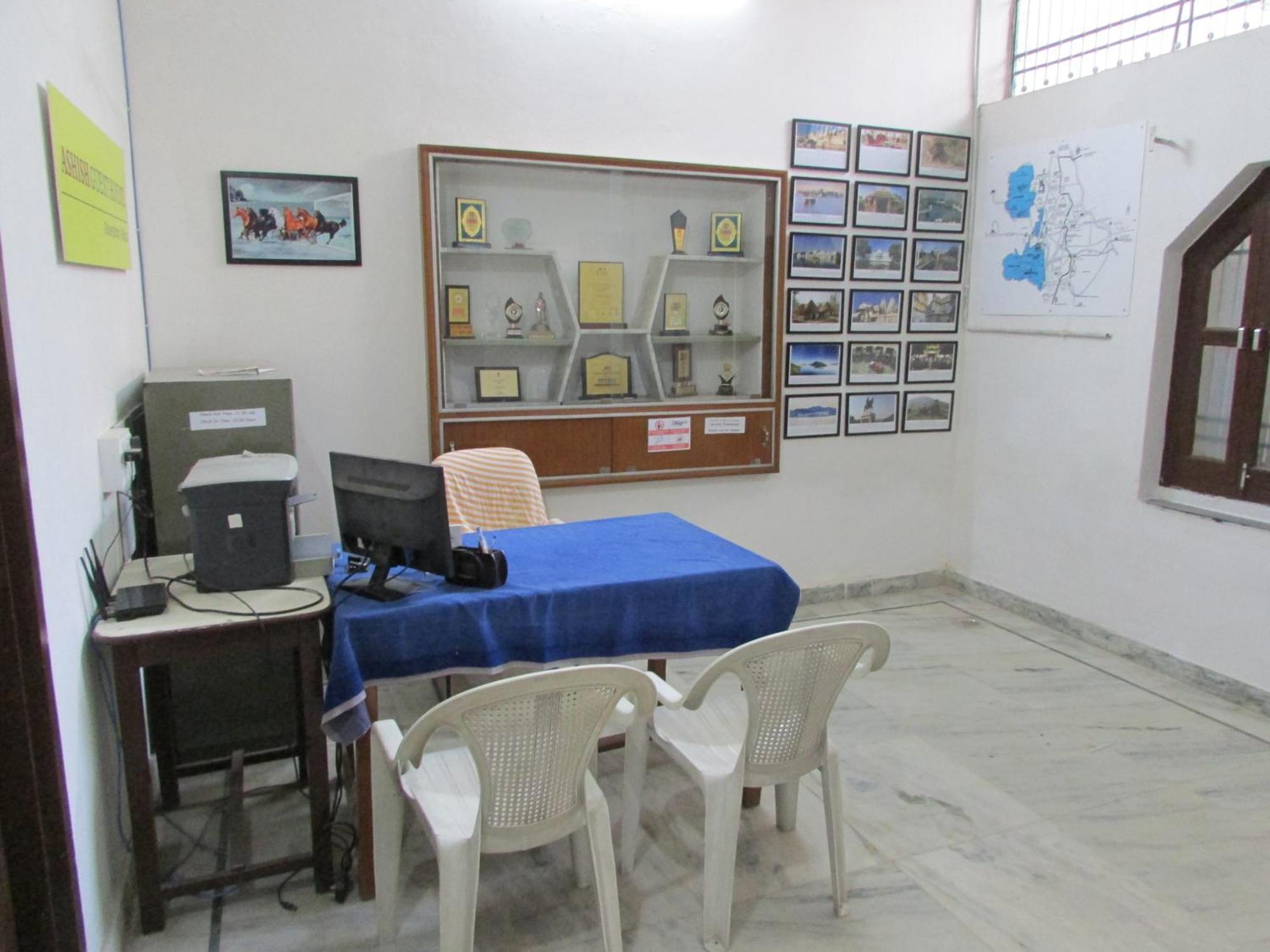 Ashish Guest House, Goverdhan Vilas Udaipur Exteriör bild